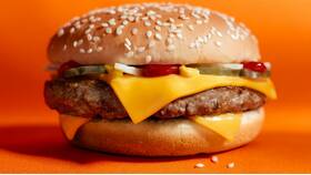 Сколько можно хранить бургер из McDonald's в Честер